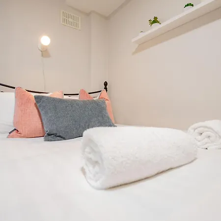 Holiday home Merchants Rest *